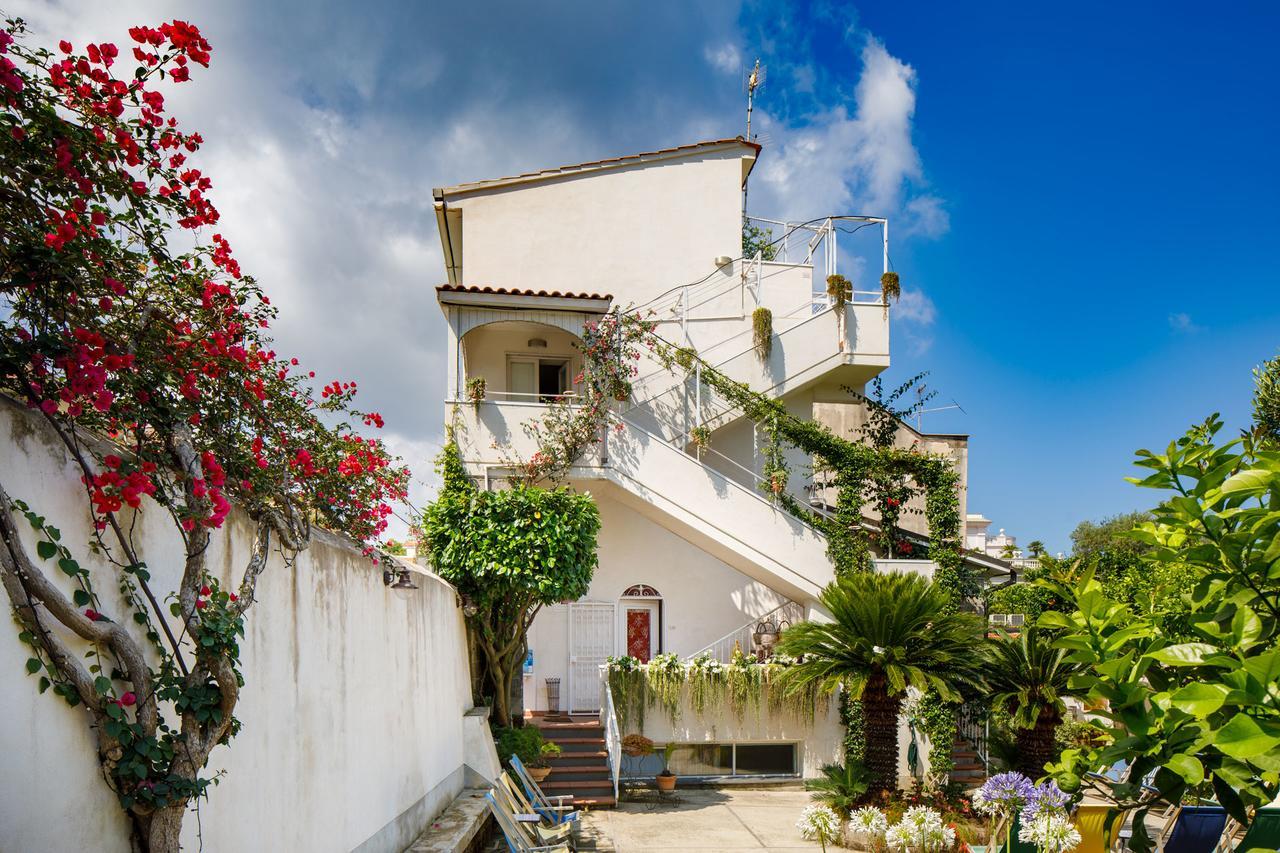 Reggine Holiday Apartments Sant'Agnello Buitenkant foto